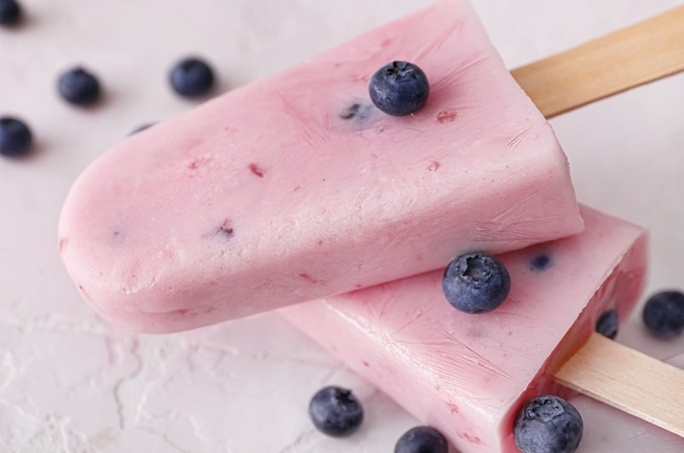 IJsjes maken van yoghurt