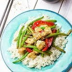 Spicy boontjes met rijst en kip
