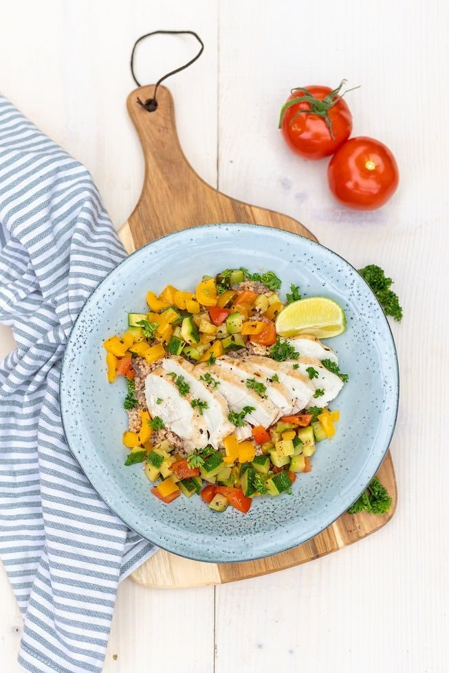 Volkoren couscous met kip en courgette