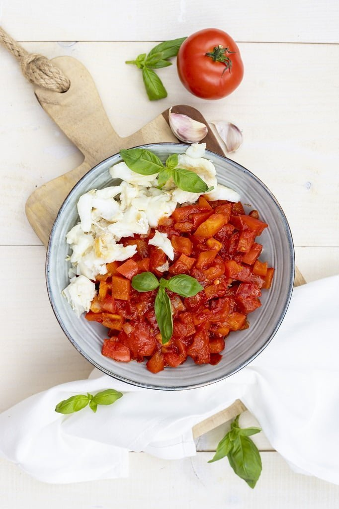 recept kabeljauw met paprika en tomaat